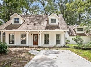 1125 Forest Ln, Mandeville, LA 70448