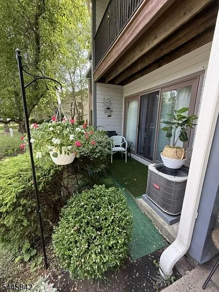 2 bed, 2.0 bath, $2,600 — Photo 3