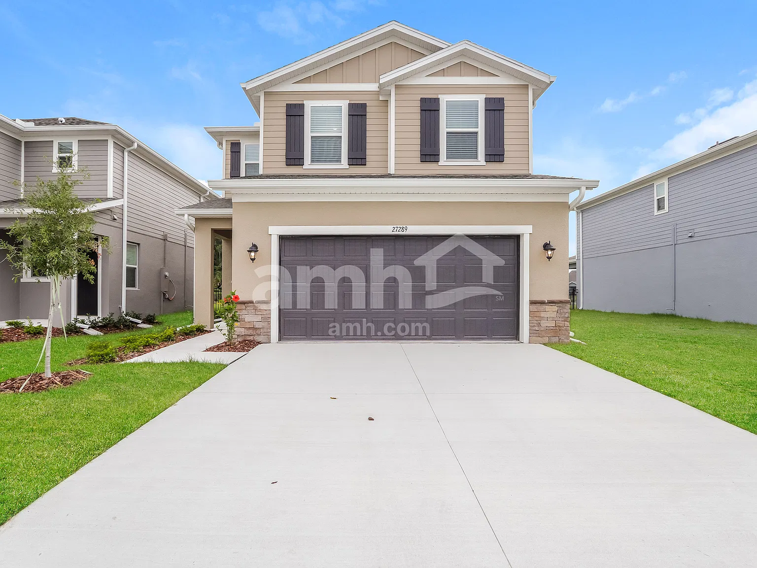 4 bed, 2.5 bath, 1977 sqft, $2,720 — Photo 1