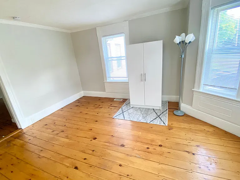 8 Mount Pleasant St — Photo 8