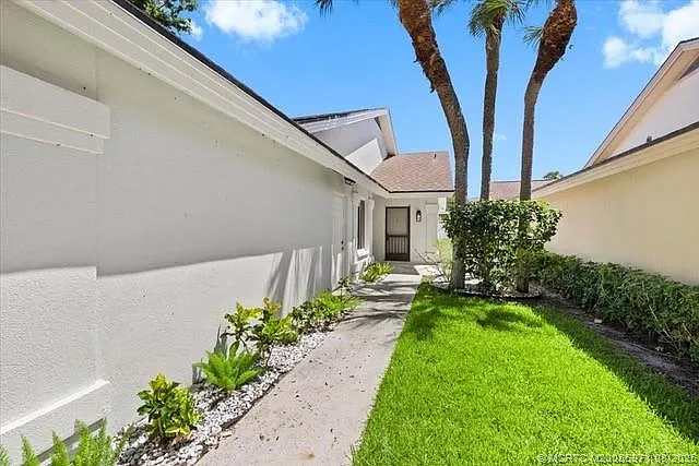 264 E River Park Dr — Photo 2
