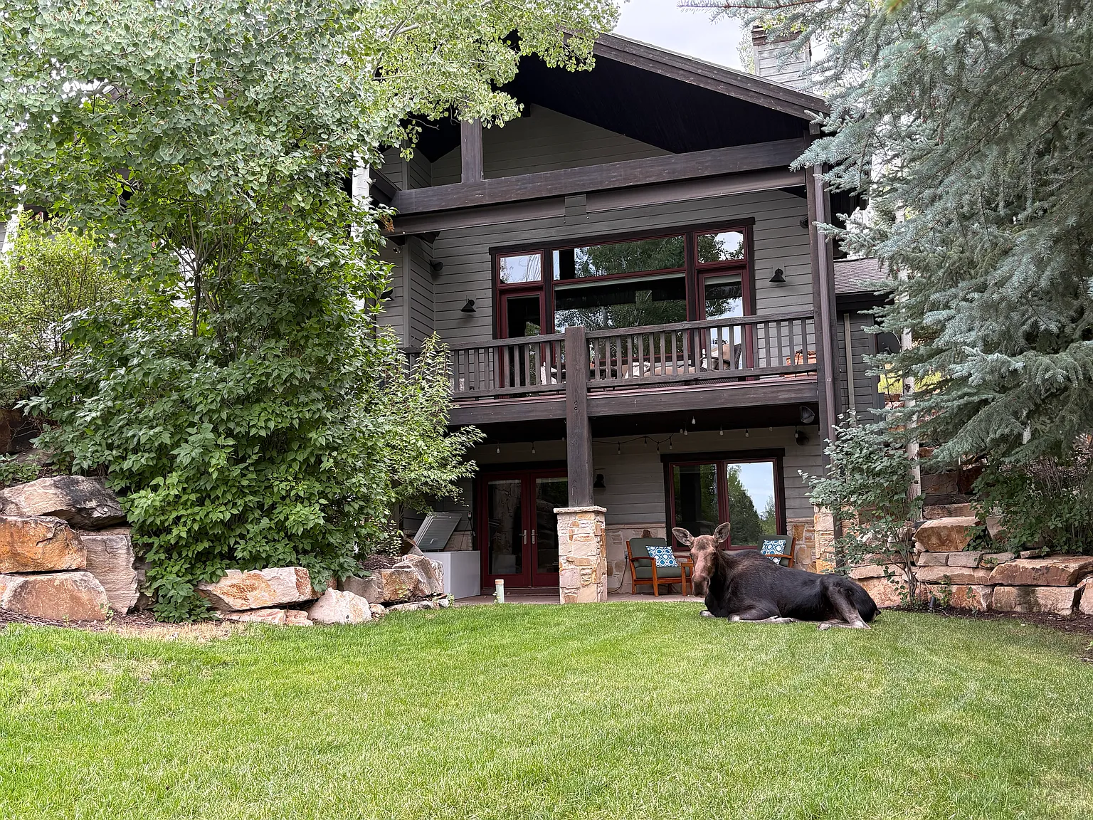 4 bed, 4000 sqft, $14,500 — Photo 3