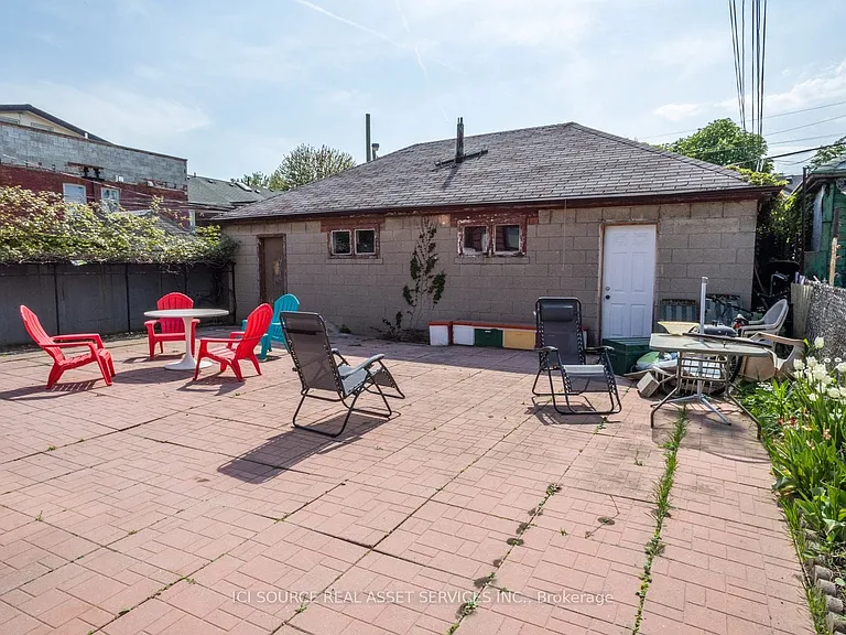 56 Markham St #3 — Photo 11