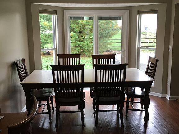 Breakfast nook