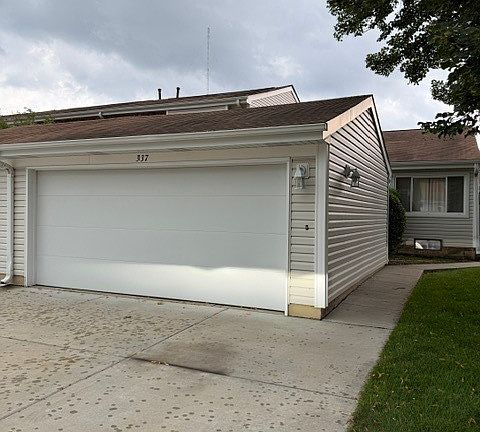 2nd image of 337 E Roland Dr