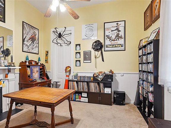 4th image of 212 Alix St