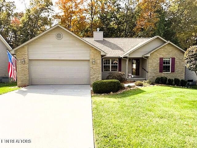1st image of 204 Lakeview Dr