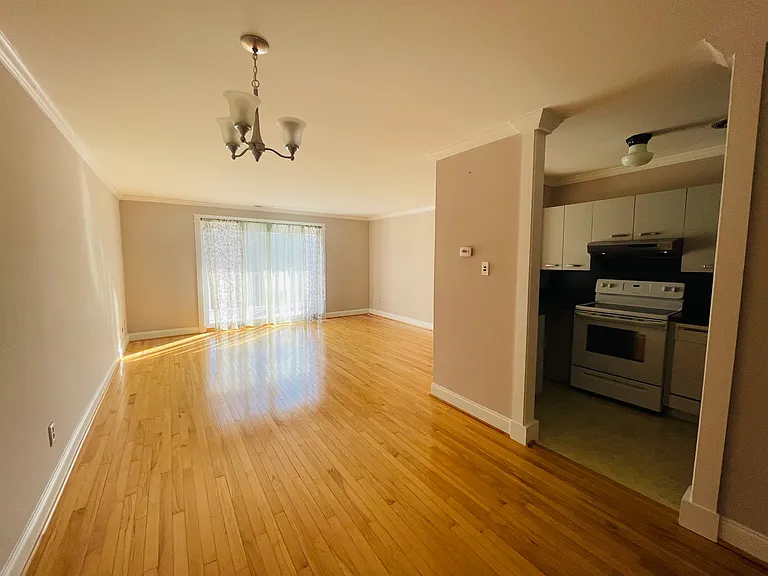 46 Township Line Rd #305 — Photo 6