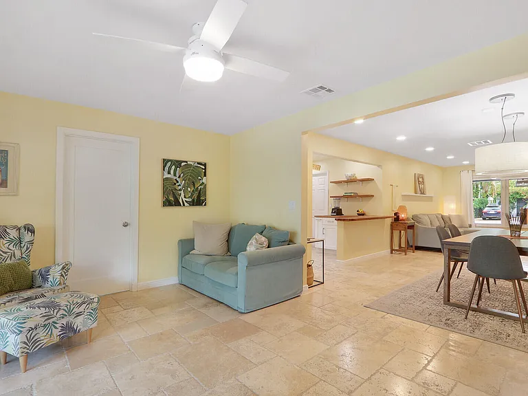 721 N Lakeside Dr — Photo 19