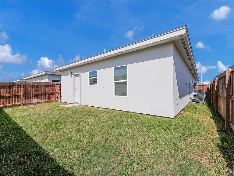 5105 N Dahlia St #3 — Photo 15