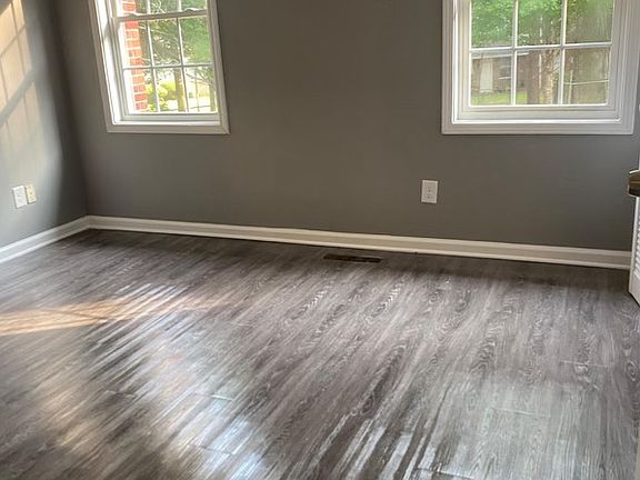 2nd image of 106 Brookside Ct #106