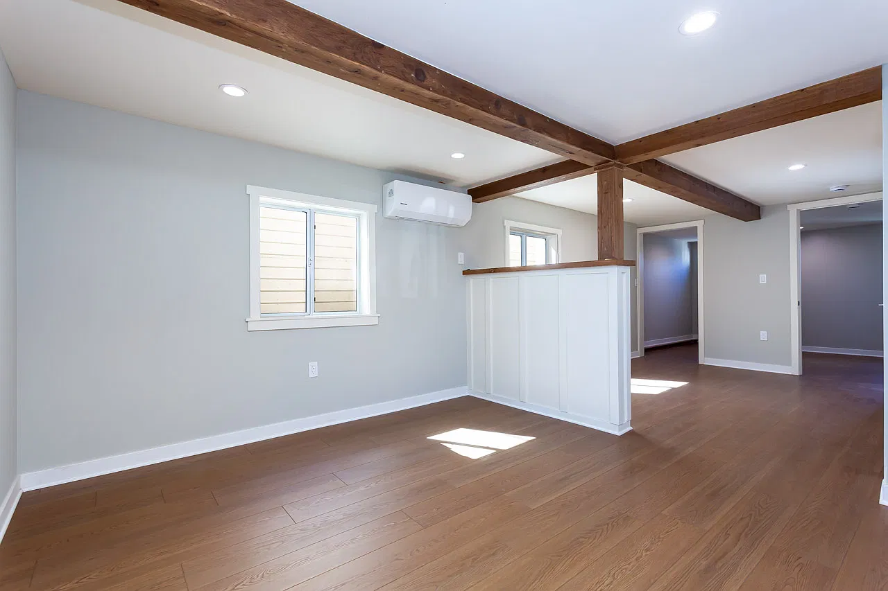 1 bed, 900 sqft, $2,100 — Photo 3