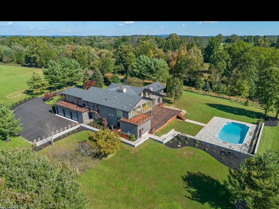 31 Felmley Rd, Whitehouse Station, NJ 08889 Zillow