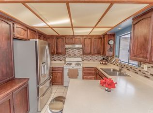 236 E Sunset St, Long Beach, CA 90805