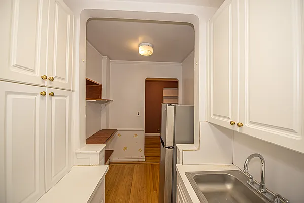 Sold by Lovett Realty, Inc. | media 24