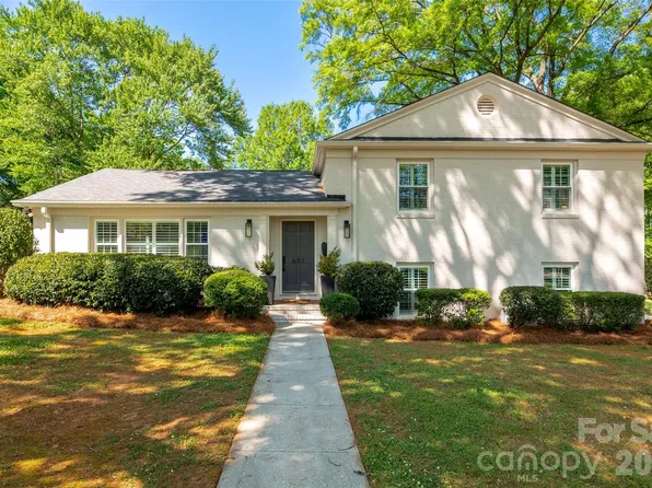 651 Sandridge Rd, Charlotte, NC 28210