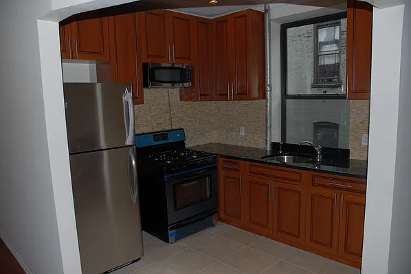 Rented by Meyerson Management | media 11