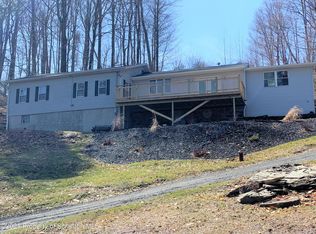 211 Old Trail Rd, Dalton, PA 18414