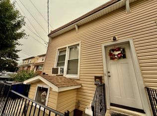 7021 Durham Ave, North Bergen, NJ 07047