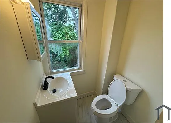 609 Highland Ave — Photo 10