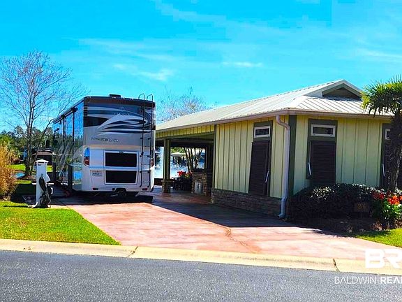 2nd image of 216 Magnifico Dr