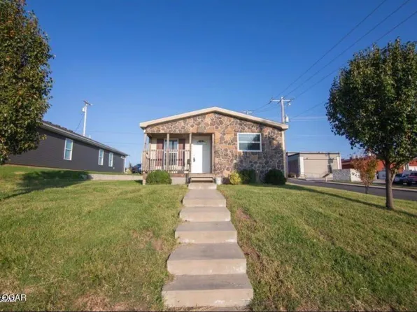 2331 S Joplin Ave, Joplin, MO 64804