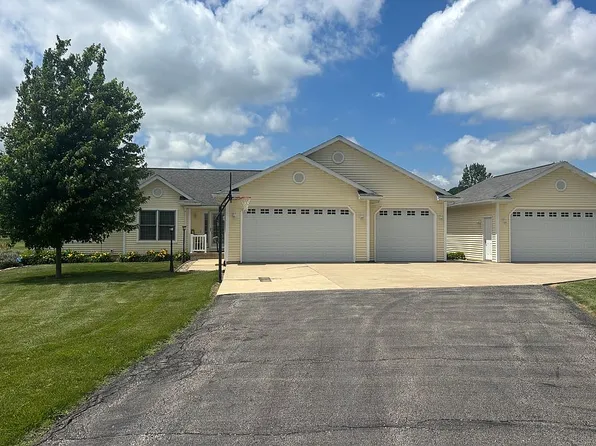 32445 Vail Ave, New Hartford, IA 50660