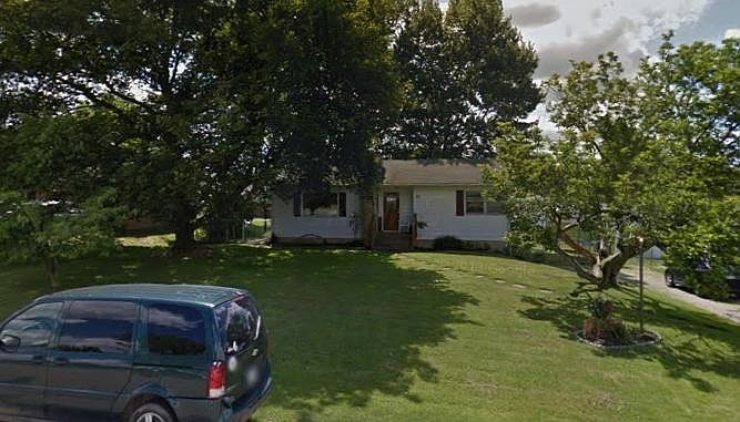 1st image of 21 Eastgate Dr