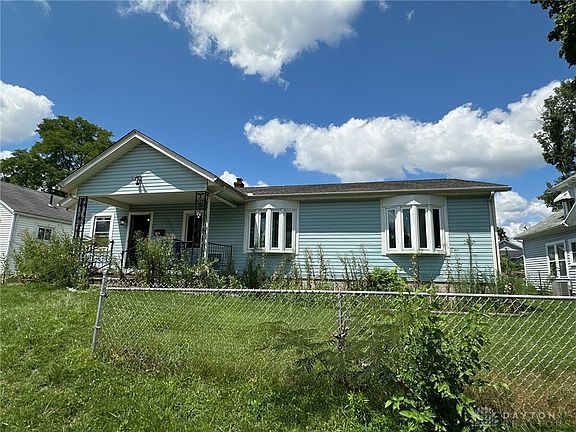 2nd image of 1719 Gummer Ave