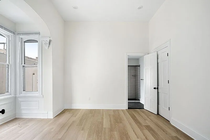 1 bed, 1.0 bath, 567 sqft, $1,950 — Photo 2