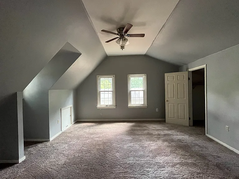 Bedroom #4 - WIC