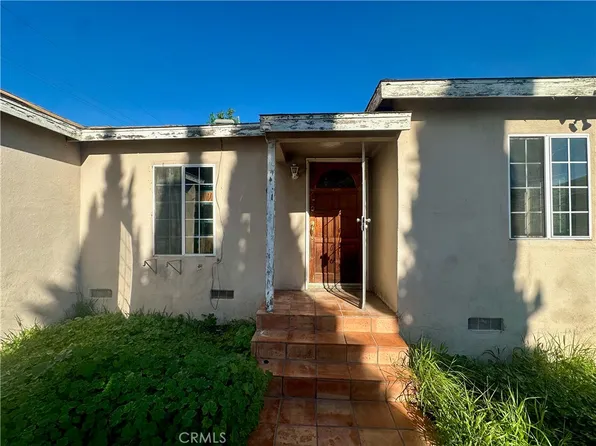 14662 Maclay St, Mission Hills, CA 91345