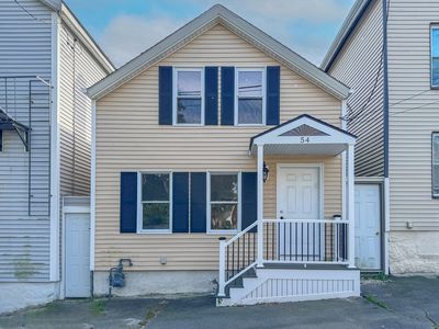 54 Hazard St, New Bedford, MA, 02740