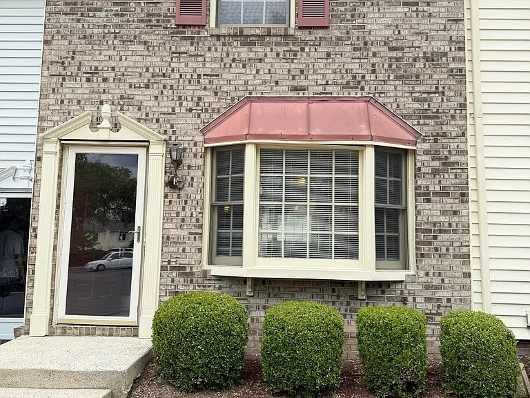 2907 Cedar Creek Rd #E — Photo 1