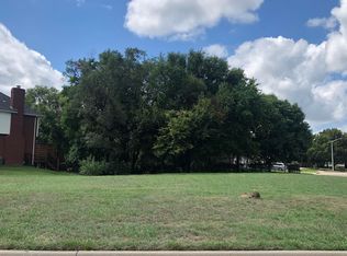 7402 W Lakewood Cir, Wichita, KS 67205