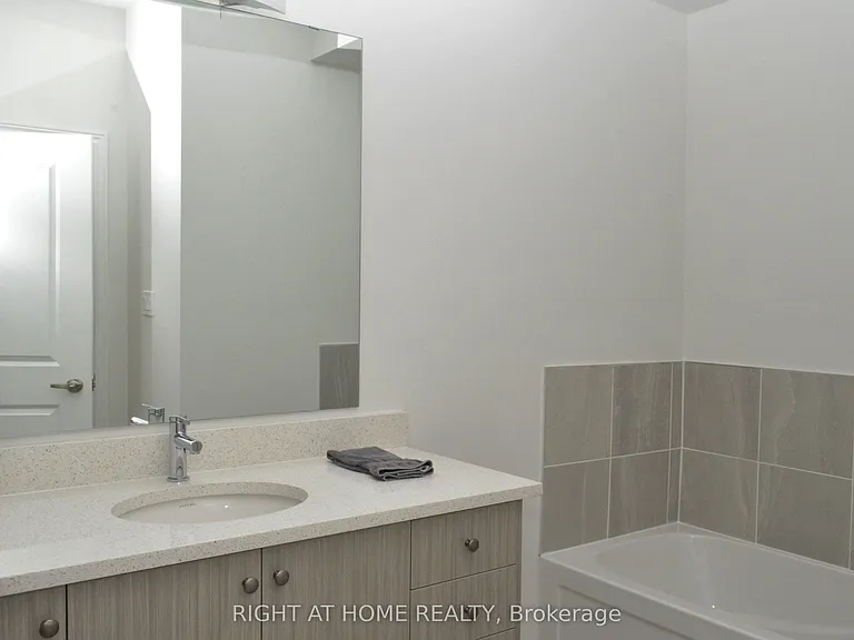 65 Jazzberry Rd #2 — Photo 11
