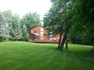 747 W Buell Rd, Oakland, MI 48363