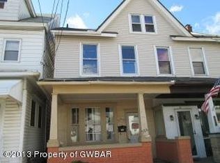 586 N Vine St, Hazleton, PA 18201