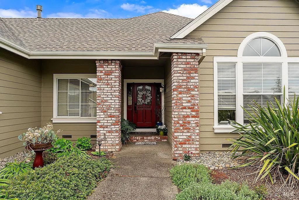 6252 Meadowstone Drive - Photo 3