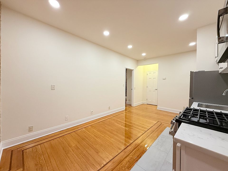 1st image of 59 W 10th St APT 5D