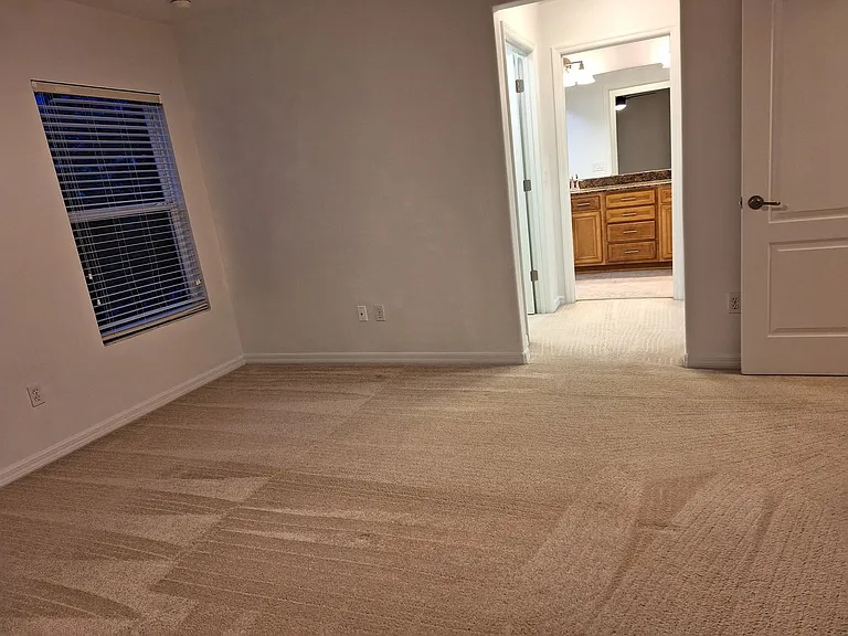 1017 Priory Cir — Photo 27