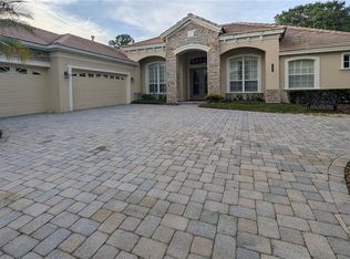 8492 Dunham Station Dr, Tampa, FL 33647