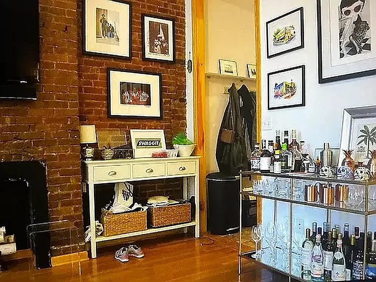 33 Carmine St #1 — Photo 4