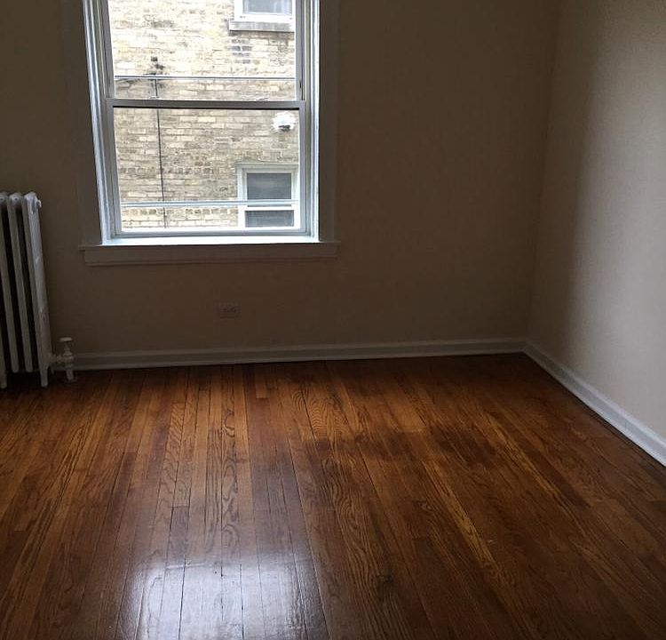 2nd image of 2623 W Farragut Ave APT 2