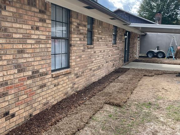 3rd image of 6585 Memphis Ave