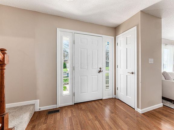 2nd image of 3884 Antrim Rd