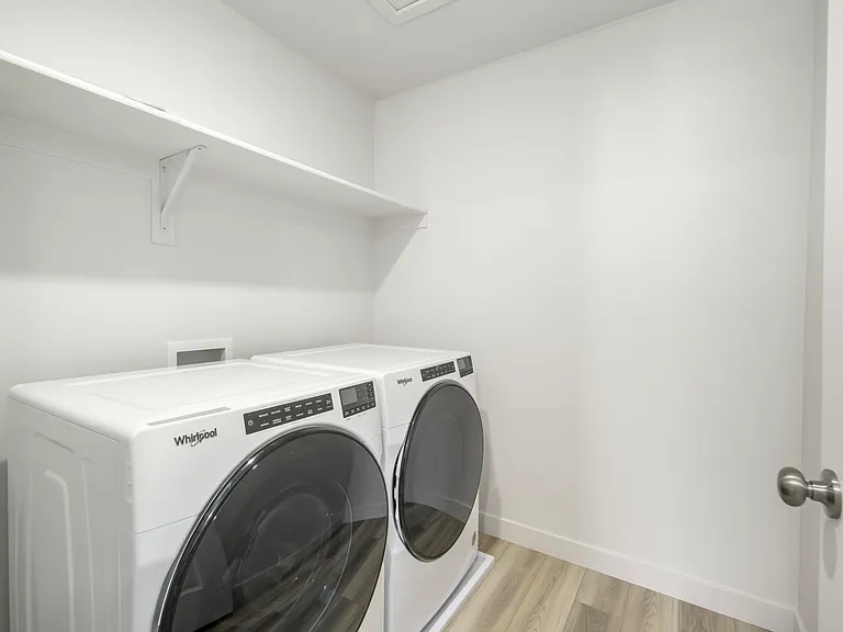 10017 Basalt Dr — Photo 14