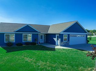 2613 3rd Ave SE, Willmar, MN 56201