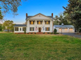 422 Hudson Rd, Greenville, SC 29615