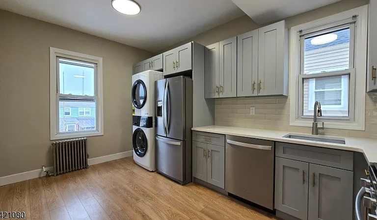 411 Lanza Ave #2 — Photo 1